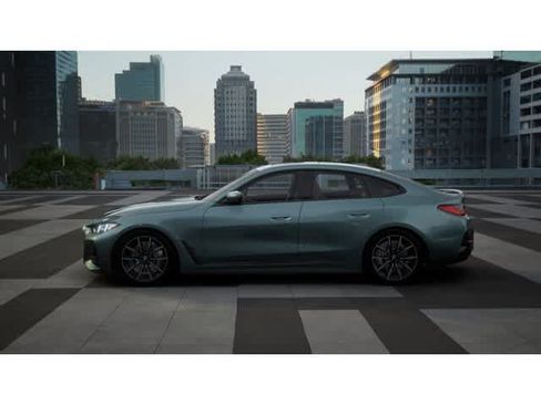 New 2026 BMW 430i w/ M Sport Package RWD image 4