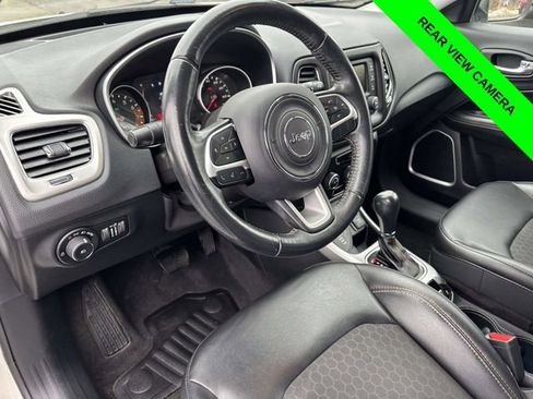 Used 2018 Jeep Compass Latitude w/ Trailer Tow Group image 8