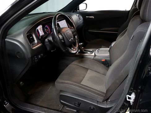 Used 2019 Dodge Charger GT image 12