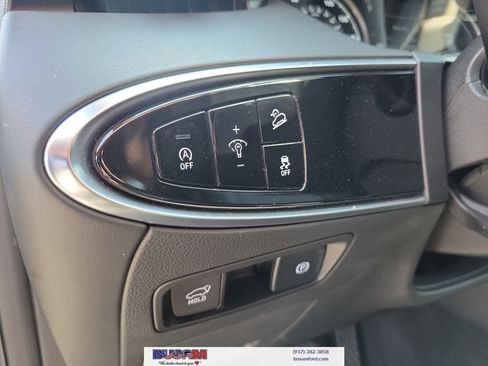 Used 2025 Genesis GV70 2.5T AWD/4WD image 14