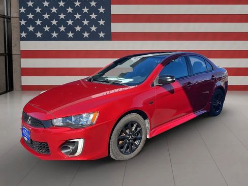 Used 2017 Mitsubishi Lancer LE image 3