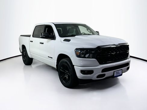 Used 2023 RAM 1500 Big Horn AWD/4WD image 3