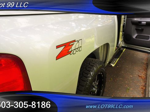 Used 2010 Chevrolet Silverado 1500 LT w/ Power Pack Plus AWD/4WD image 29
