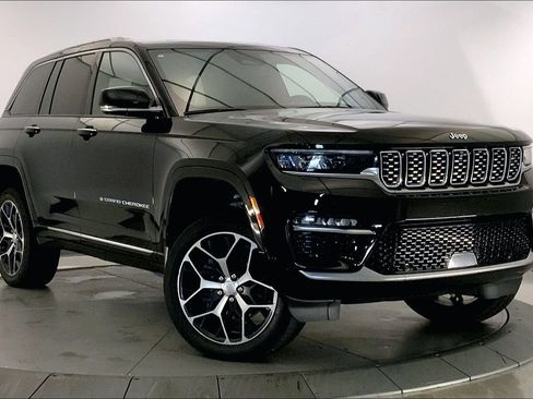 Used 2022 Jeep Grand Cherokee Summit AWD/4WD image 1