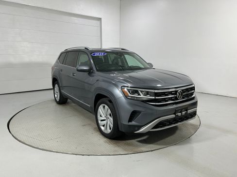 Used 2021 Volkswagen Atlas SEL AWD/4WD image 3