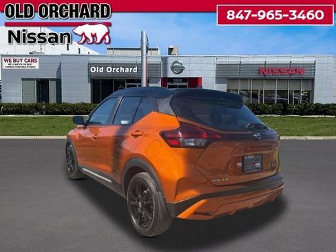 Used 2022 Nissan Kicks SR w/ Premium Package FWD image 6