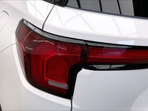 New 2026 GMC Terrain Elevation w/ Elevation Premium Package AWD/4WD image 16