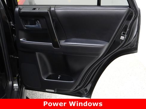Certified 2023 Toyota 4Runner 40th Anniversary SE image 36