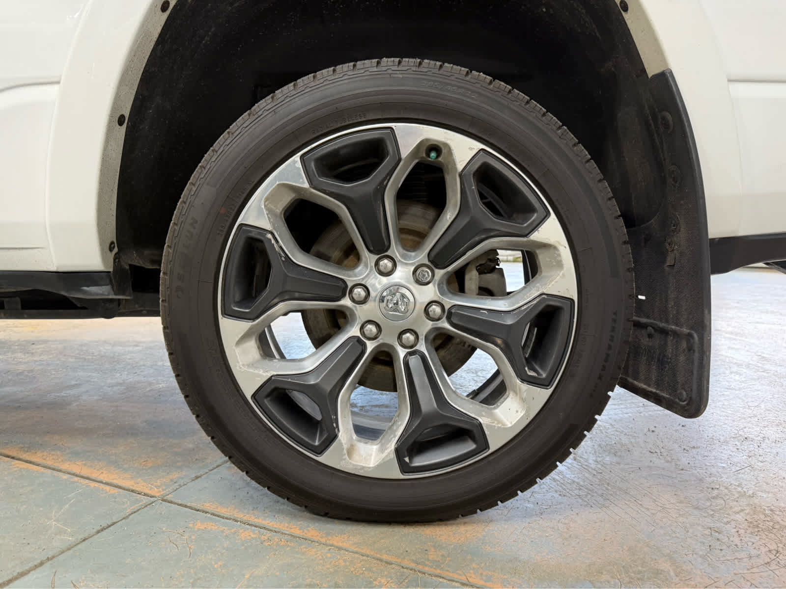 Used 2020 RAM 1500 Limited AWD/4WD image 11
