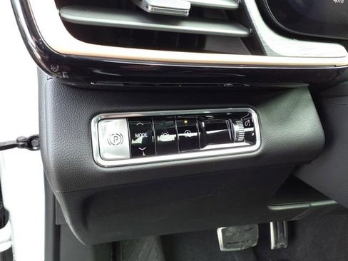 New 2025 Buick Envision Sport Touring image 23