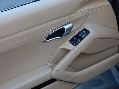 Used 2013 Porsche Boxster RWD image 23