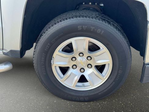 Used 2018 Chevrolet Silverado 1500 LT w/ All Star Edition image 8