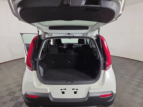 Certified 2022 Kia Soul EX FWD image 30