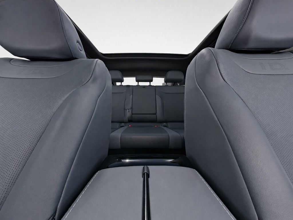 Certified 2023 Volkswagen ID.4 Pro S AWD/4WD image 27