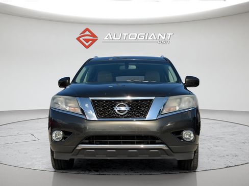 Used 2015 Nissan Pathfinder Platinum w/ Cargo Package FWD image 12