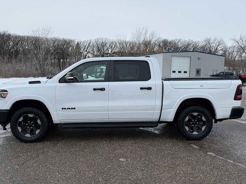 Used 2021 RAM 1500 Big Horn w/ Built-to-serve Edition image 6