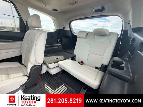 Used 2023 Kia Telluride SX Prestige AWD/4WD image 17