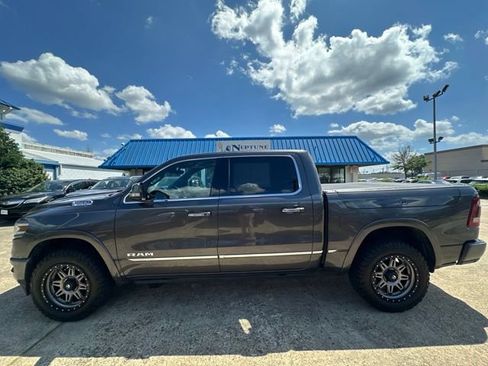 Used 2019 RAM 1500 Limited AWD/4WD image 8