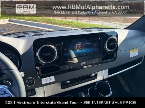 New 2022 Mercedes-Benz Sprinter 3500 image 16