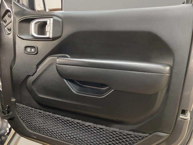 Used 2023 Jeep Wrangler Unlimited Rubicon 4xe AWD/4WD image 72