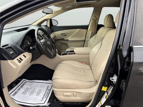 Used 2013 Toyota Venza XLE w/ XLE Premium Pkg image 11