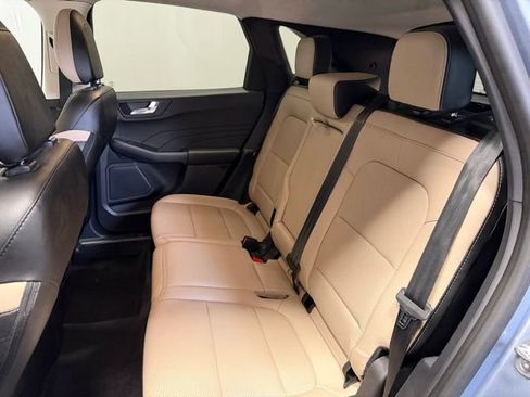 Used 2022 Ford Escape SEL image 18
