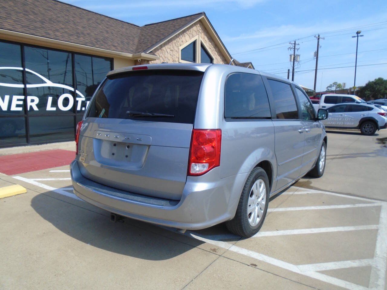 Used 2015 Dodge Grand Caravan SE w/ Quick Order Package 29E SE FWD image 6