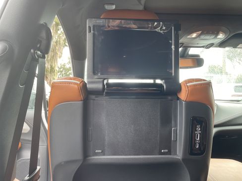 New 2026 Chrysler Pacifica Pinnacle image 36