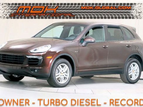 Used 2016 Porsche Cayenne Diesel image 1