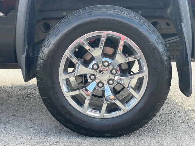 Used 2014 GMC Sierra 1500 SLT w/ SLT Preferred Package AWD/4WD image 11