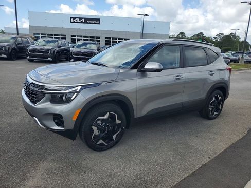 New 2026 Kia Seltos S image 2