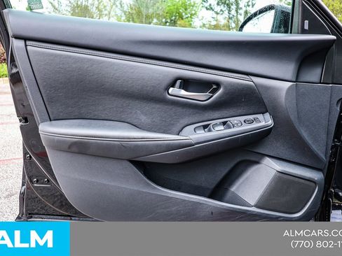 Used 2025 Nissan Sentra SV image 37