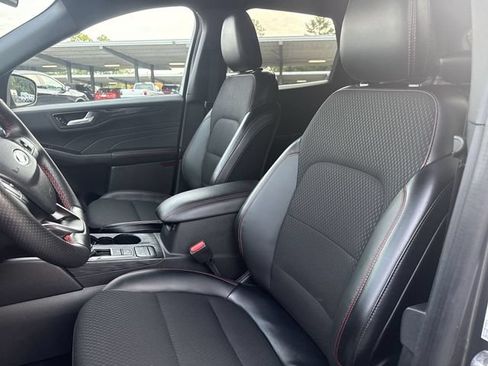 Used 2025 Ford Escape ST-Line Select AWD/4WD image 11