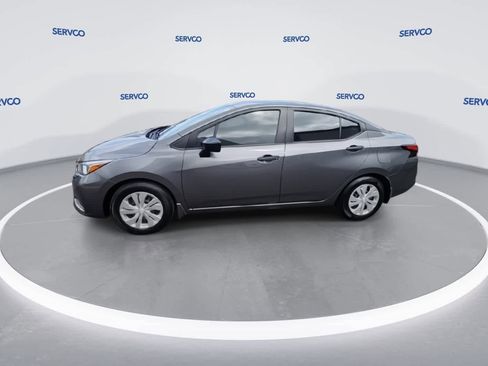 Used 2023 Nissan Versa S image 4