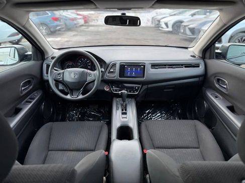 Used 2017 Honda HR-V EX image 18