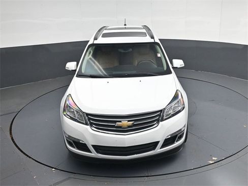 Used 2017 Chevrolet Traverse LT image 50