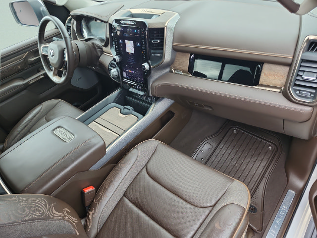 Used 2025 RAM 1500 Limited AWD/4WD image 16