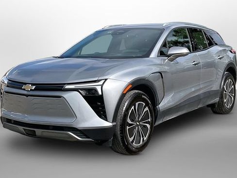Certified 2024 Chevrolet Blazer EV LT AWD/4WD image 3
