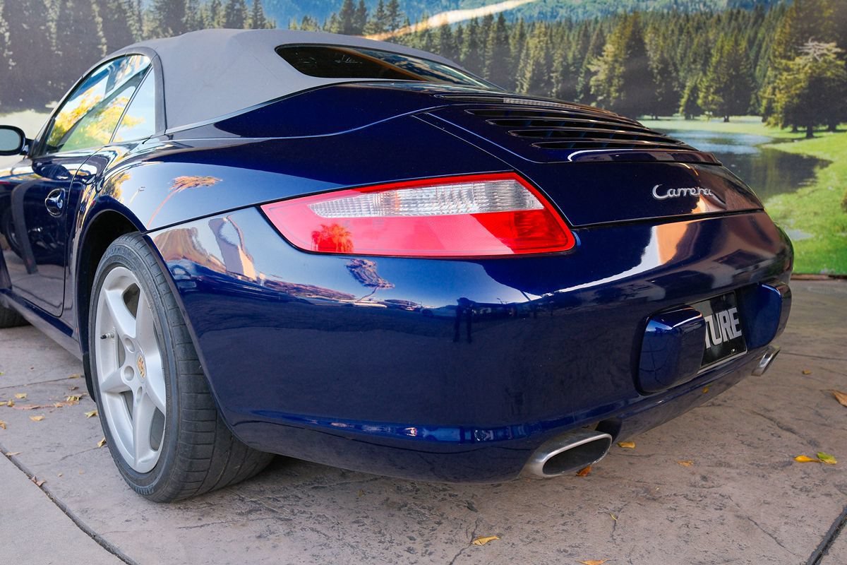 Used 2006 Porsche 911 Carrera RWD image 29