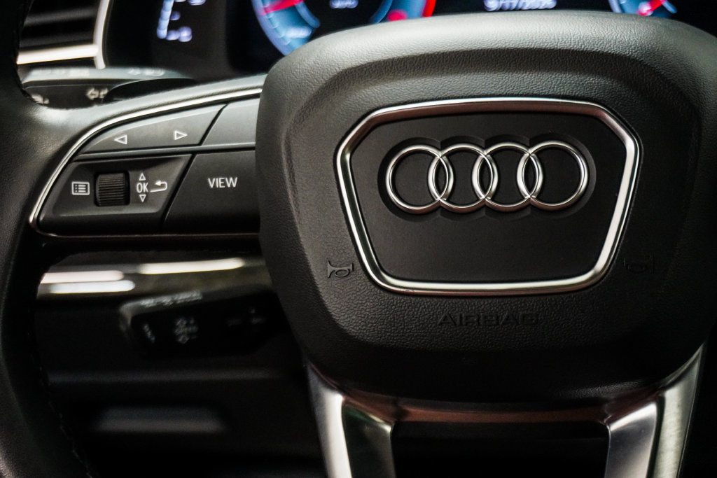 Used 2023 Audi Q8 Premium Plus AWD/4WD image 16