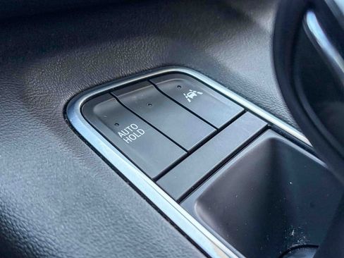 Certified 2022 Cadillac Escalade Sport AWD/4WD image 28