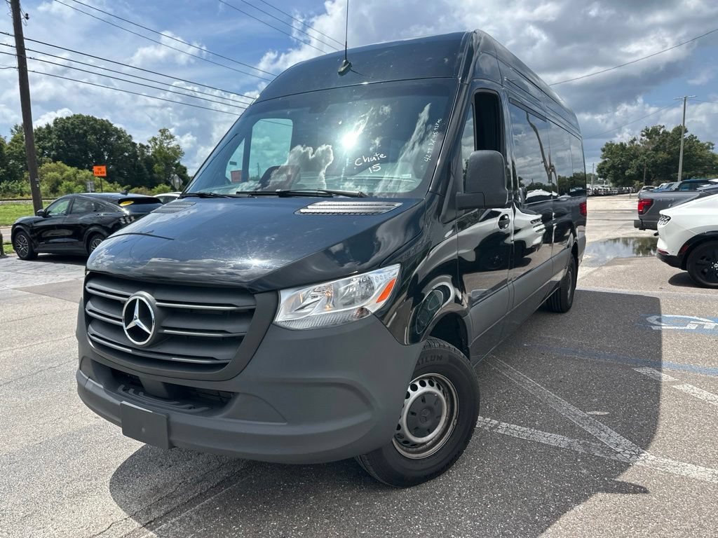 Used 2025 Mercedes-Benz Sprinter 2500 image 23