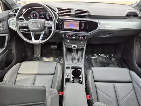Used 2020 Audi Q3 2.0T Premium Plus w/ Premium Plus Package AWD/4WD image 13