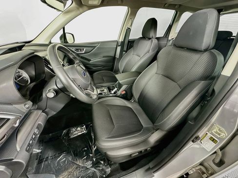 Used 2021 Subaru Forester Premium AWD/4WD image 28