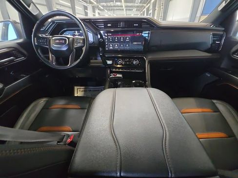 Used 2023 GMC Sierra 1500 AT4 w/ Technology Package AWD/4WD image 21
