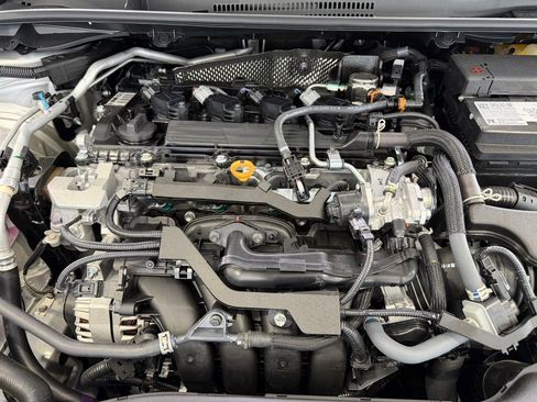 Used 2026 Toyota Corolla LE FWD image 33