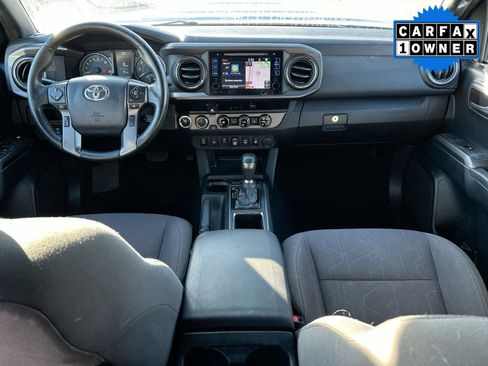 Used 2018 Toyota Tacoma TRD Sport image 23