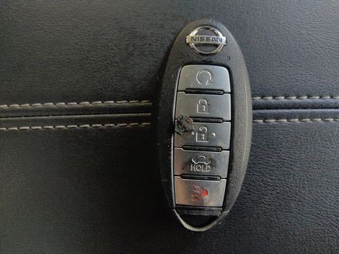 Used 2020 Nissan Sentra SV image 32