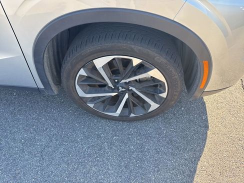 Used 2024 Mitsubishi Outlander SE image 9