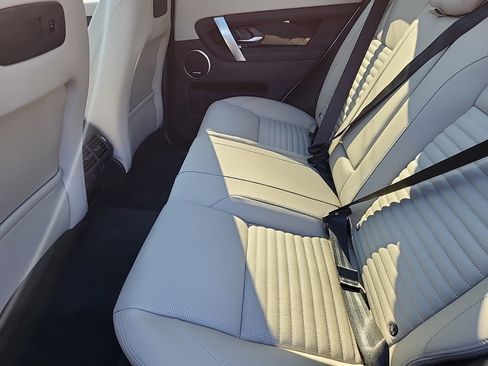 Certified 2025 Land Rover Discovery Sport S image 5